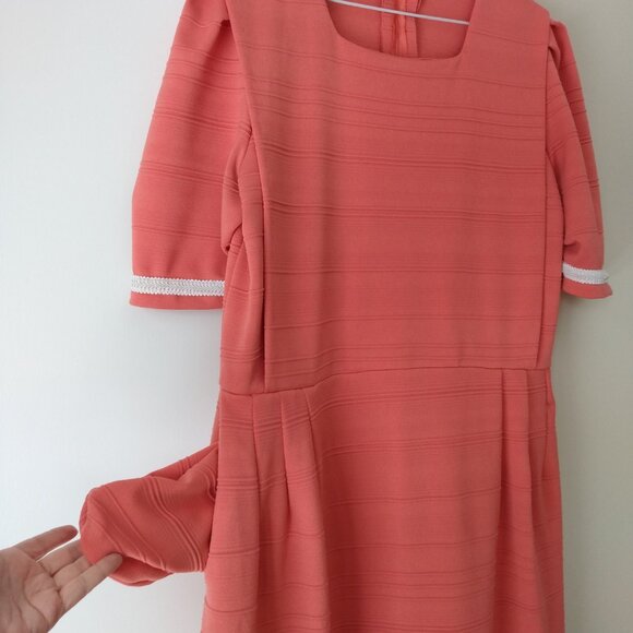 Amish Mennonite Cape Dress 42"B 38"W Coral Pink VERY Heavy Fabric - Picture 7 of 13